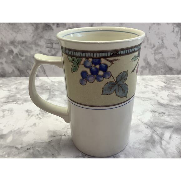 Mikasa Intaglio Garden Harvest Cappuccino Mug - Vintage - Preowned - Picture 3 of 4